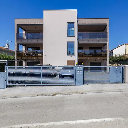 Apartment Marina By Interhome *