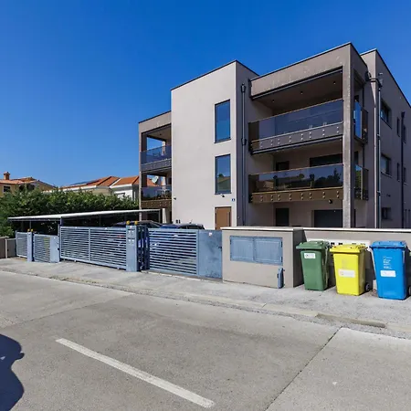 Appartamento Marina By Interhome Porec